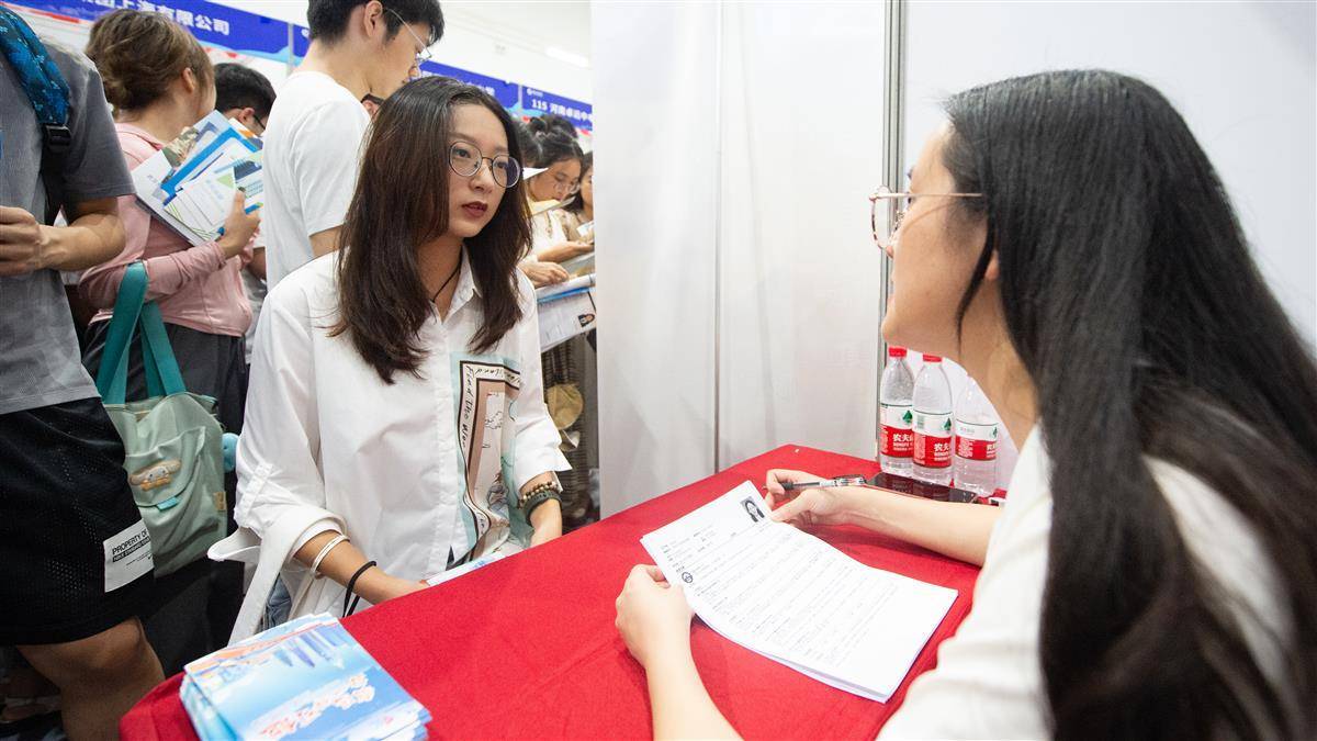 金沙城会员黑卡